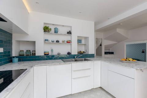 33 Buckstone Road, Edinburgh, EH10 6UA