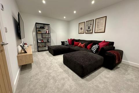 4 bedroom semi-detached house for sale, Vixen Close, Chatham ME5