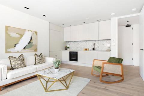3 bedroom apartment for sale, Sutherland Road, London
