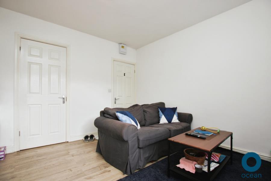 Apartment in Bristol, Northville - View 3