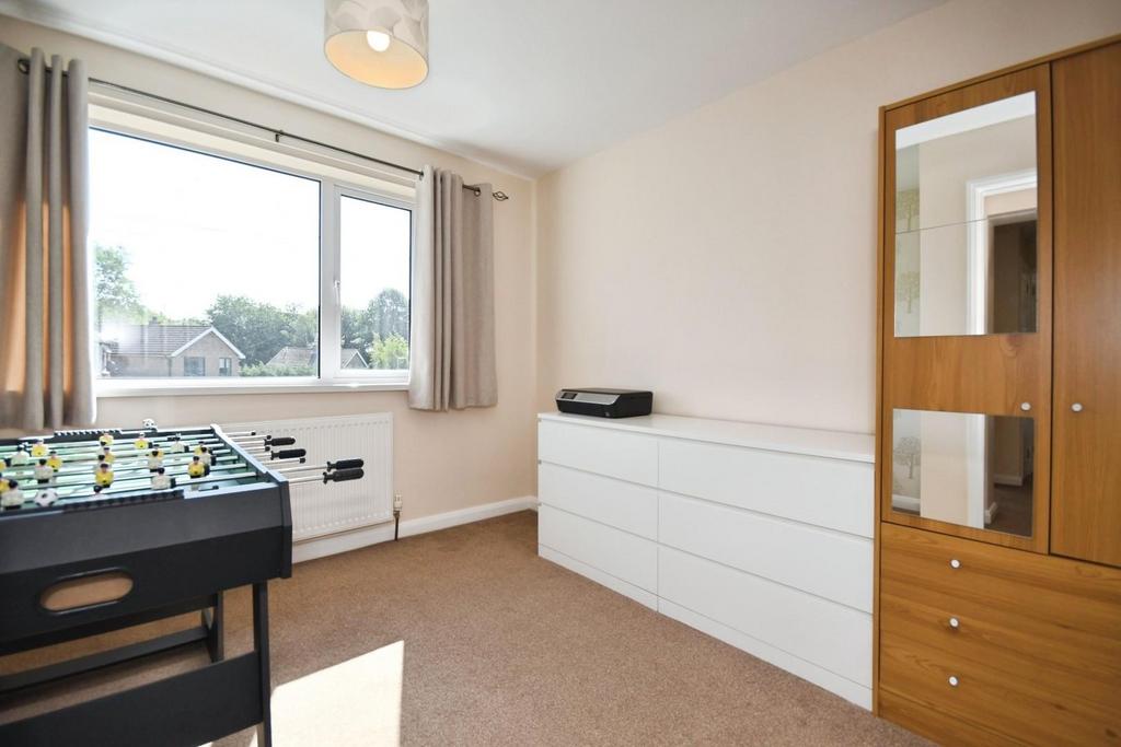 BEDROOM 4 03.jpg