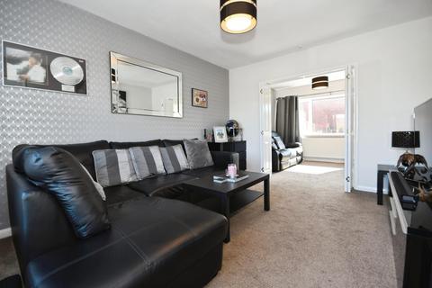 4 bedroom semi-detached house for sale, Avondale Road, Inkersall, Chesterfield, S43 3EQ