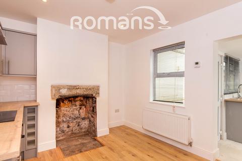 2 bedroom terraced house to rent, Brougham Hayes, Bath, BA2