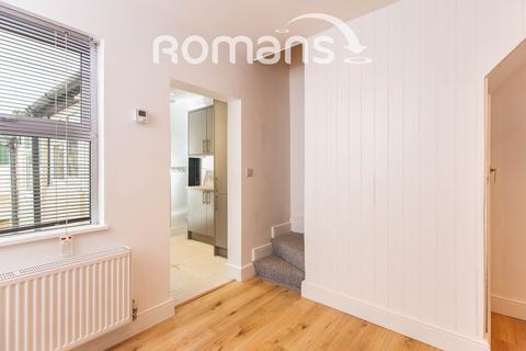 2 bedroom terraced house to rent, Brougham Hayes, Bath, BA2