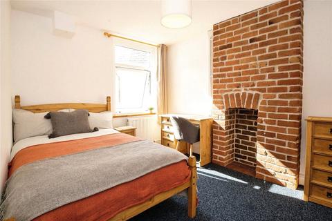 1 bedroom house to rent, Llanishen Street, Heath, Cardiff, CF14