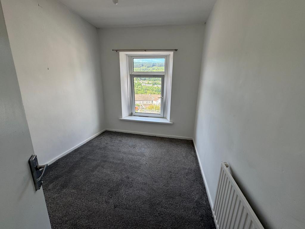 Front Bedroom 2