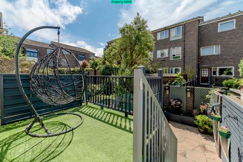 63 Napier Grove, London, N1 7HX