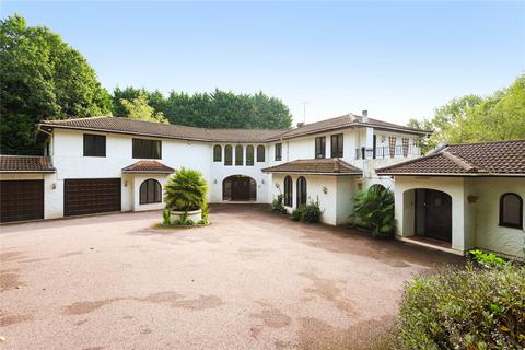 East Road, St George's Hill, KT13