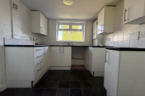 3 bedroom terraced house to rent, Keswick Gardens, Inglemire Lane, Hull, East Yorkshire, HU6