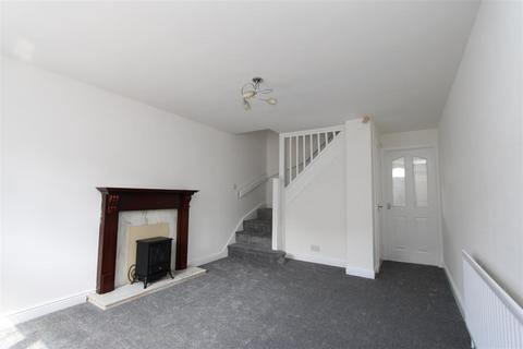 2 bedroom terraced house to rent, Victoria Road, Bradford
