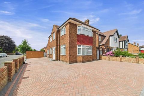 St Albans Avenue, Hanworth, Middlesex, TW13