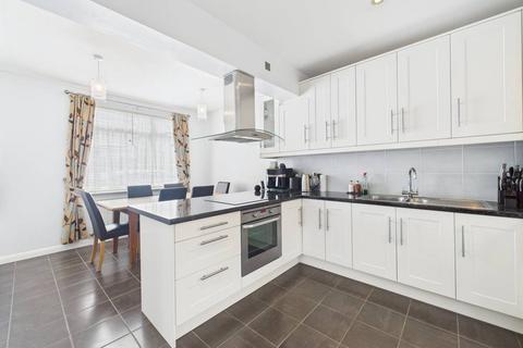 undefined, St Albans Avenue, Hanworth, Middlesex, TW13