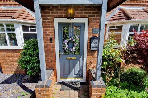 3 bedroom detached house for sale, The Avenue, Blythe Bridge ST11