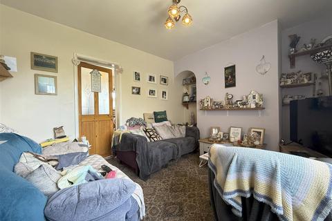 2 bedroom end of terrace house for sale, Wallis Avenue, Hereford HR2