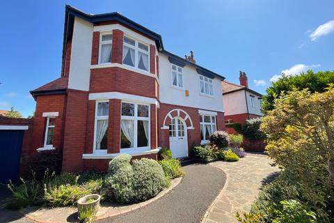 4 bedroom detached house for sale, Irton Road, Southport PR9