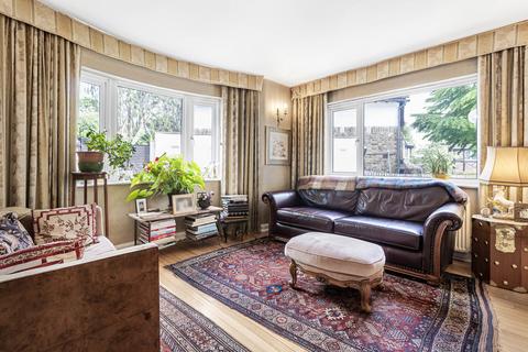 undefined, Holland Close, Stanmore, HA7