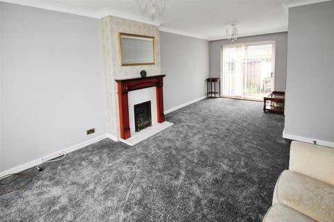 3 bedroom semi-detached house for sale, Galfrid Road, Bilton HU11
