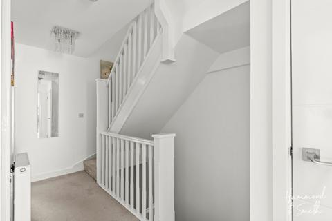 3 Meadow View Ivy Chimneys, Epping, CM16 4FL