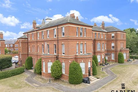 2 bedroom apartment for sale, Brandesbury Square, Woodford Green