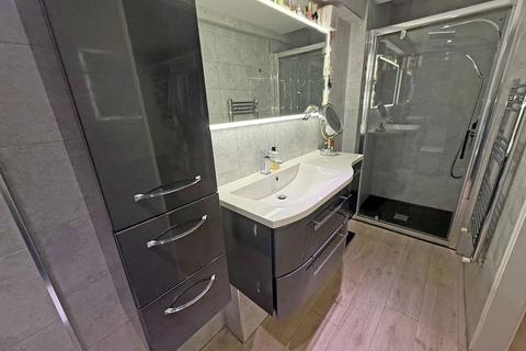 2 bedroom detached bungalow for sale, Cubley Road, Hall Green, B28 8EH