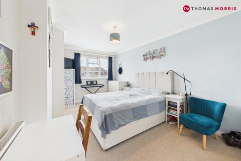 25 Beech Avenue, Biggleswade, SG18 0EG
