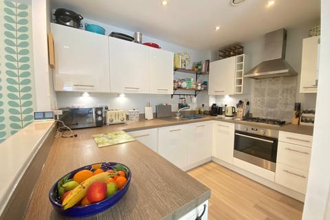 2 bedroom flat for sale, Scotts Road, Bromley BR1