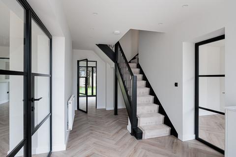 4 bedroom detached house for sale, Arlington Crescent, Wilmslow, SK9