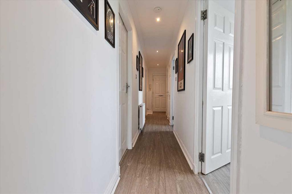 Entrance Hallway (1)