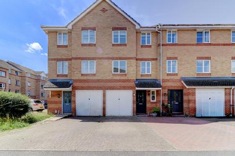 34 Princes Gate, High Wycombe, HP13 7AD