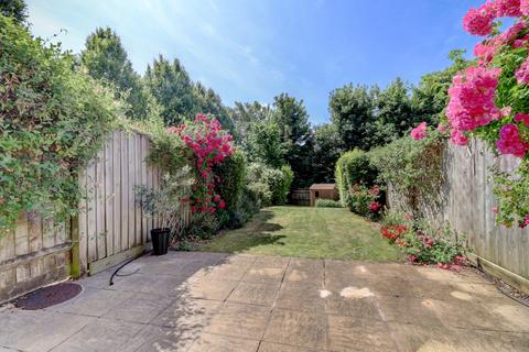34 Princes Gate, High Wycombe, HP13 7AD