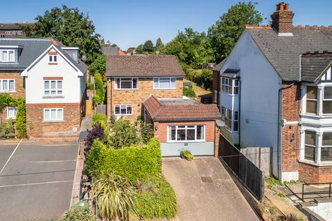 Amersham Road, Buckinghamshire HP13