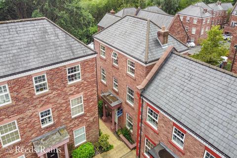 undefined, Woodland View, Greater Manchester SK14