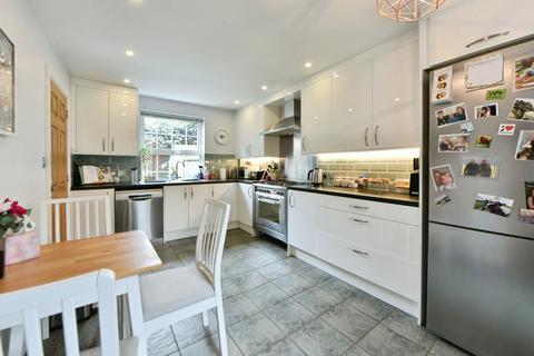undefined, Woodland View, Greater Manchester SK14