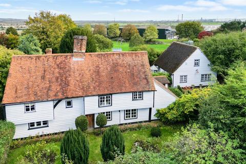 5 bedroom detached house for sale, High Road, Fobbing