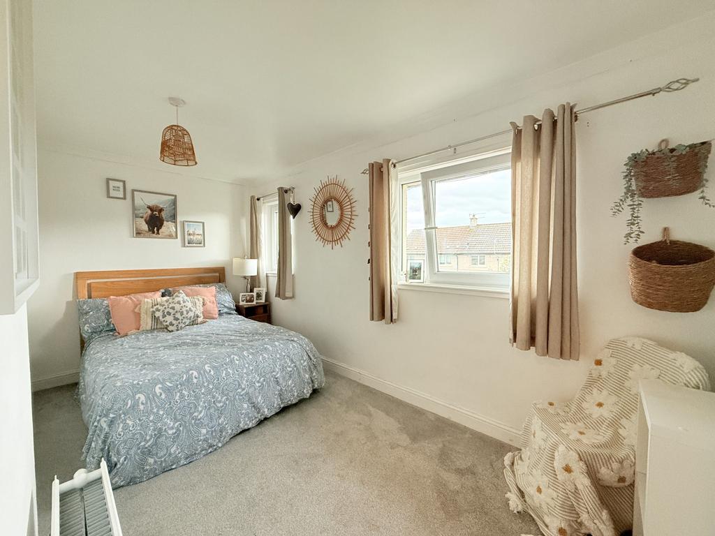 144 Hardthorn Road, Dumfries, DG2 9 JT - Braidwoods