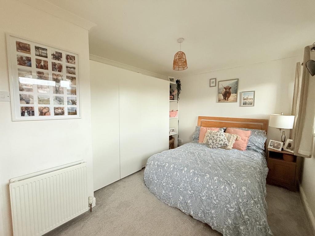 144 Hardthorn Road, Dumfries, DG2 9 JT - Braidwoods