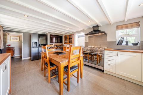 3 bedroom detached house for sale, Oxford Road, Gerrards Cross, Buckinghamshire