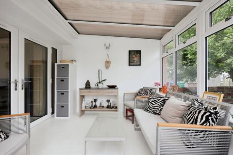 11 Birrell Drive, Dunfermline, KY11 8DW