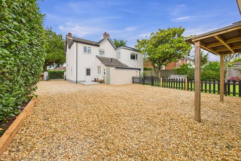 4 bedroom detached house for sale, York Road, Broadstone, Dorset, BH18