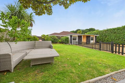 4 bedroom detached house for sale, York Road, Broadstone, Dorset, BH18