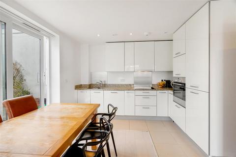 2 bedroom penthouse for sale, PENTHOUSE | Napier House | Bromyard Avenue