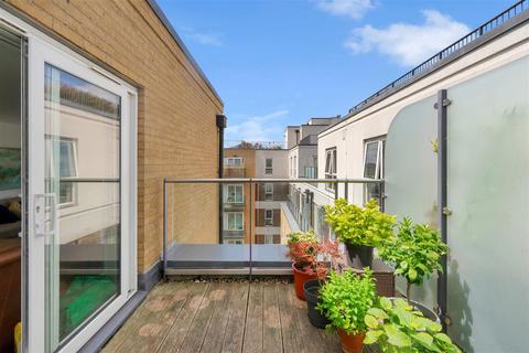 2 bedroom penthouse for sale, PENTHOUSE | Napier House | Bromyard Avenue