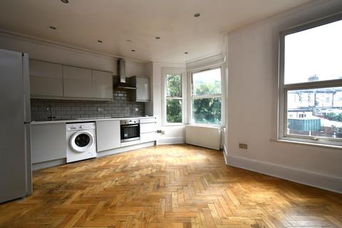2 bedroom flat for sale, Northbrook Road, Ilford,  IG1