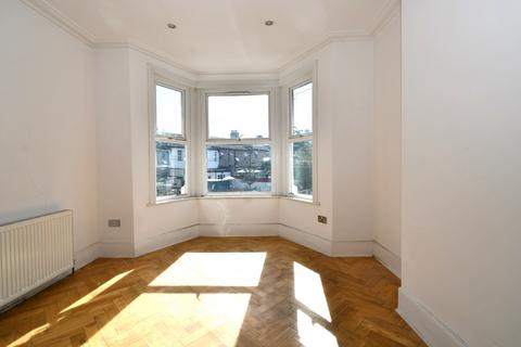 2 bedroom flat for sale, Northbrook Road, Ilford,  IG1