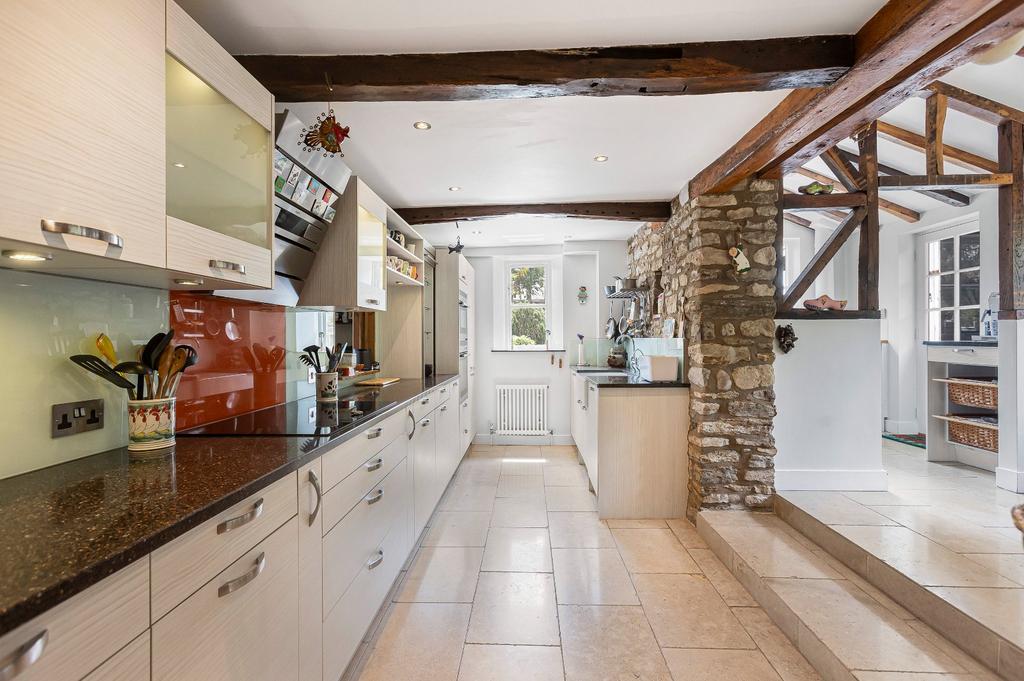 Kitchen/Breakfast