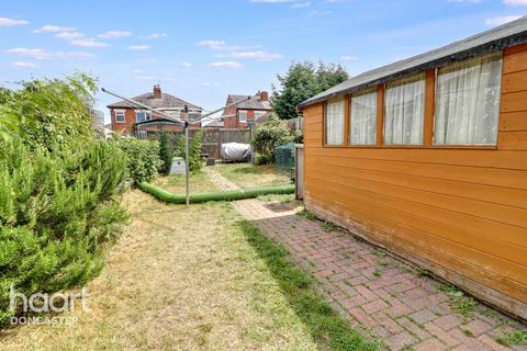 12 Farndale Road, Doncaster, DN5 8SH