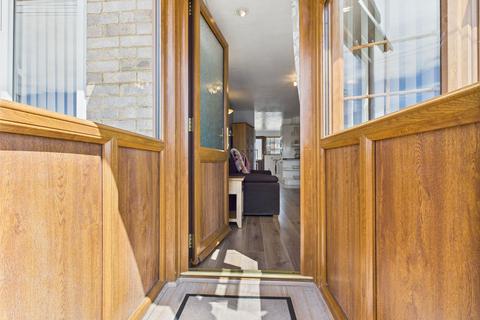 11 Allistonway, Stanford-le-hope, SS17 7HY