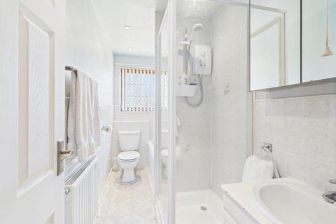 11 Allistonway, Stanford-le-hope, SS17 7HY