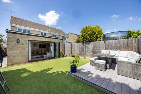 66 Conygar Road, Tetbury, GL8 8JF