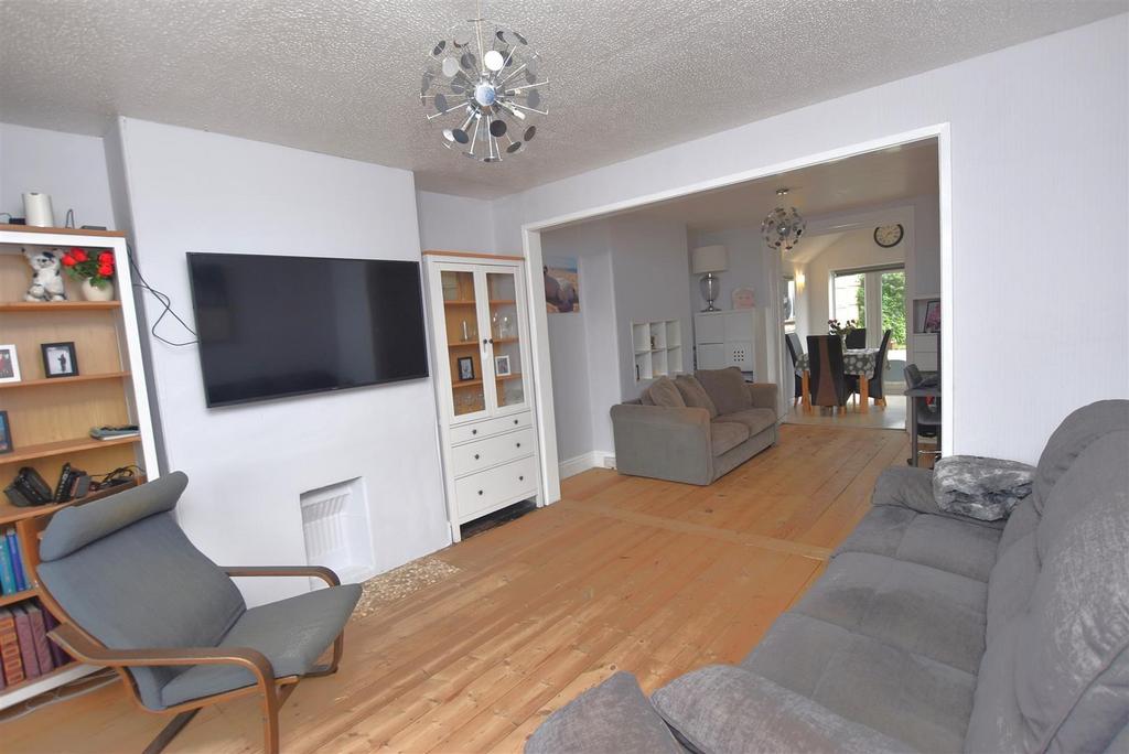 Lounge to Family Room